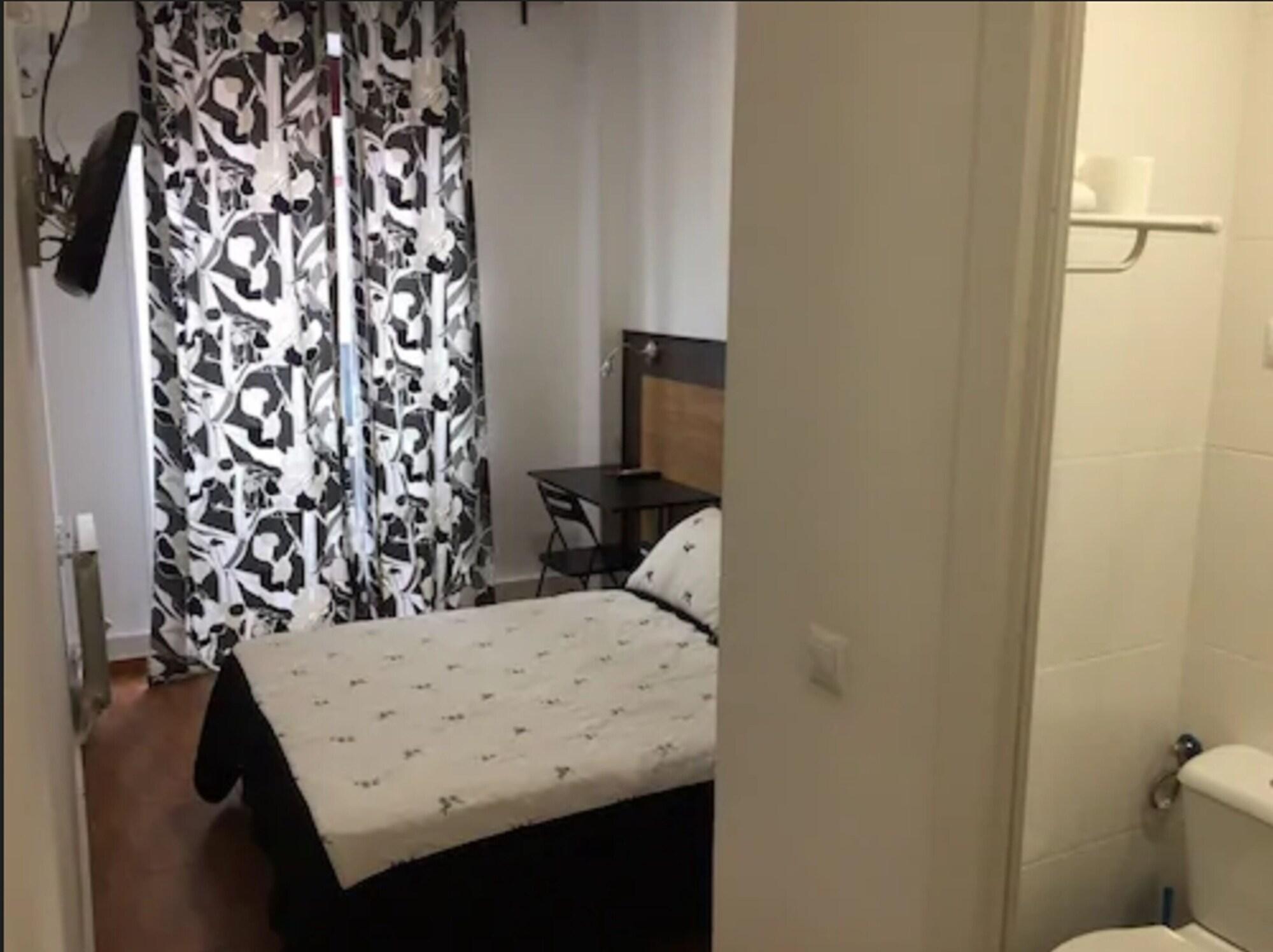 Hostal Oliver Madrid Eksteriør bilde