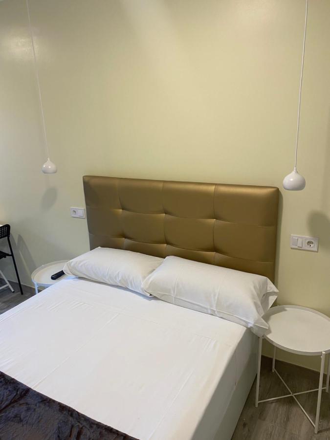 Hostal Oliver Madrid Eksteriør bilde