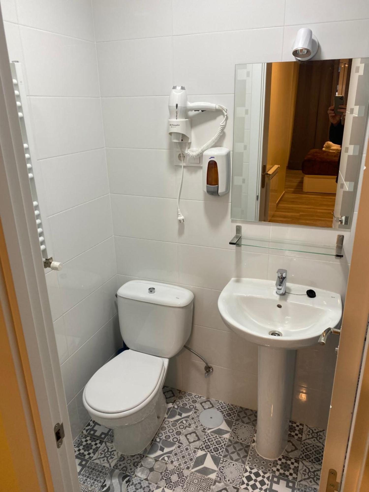 Hostal Oliver Madrid Eksteriør bilde