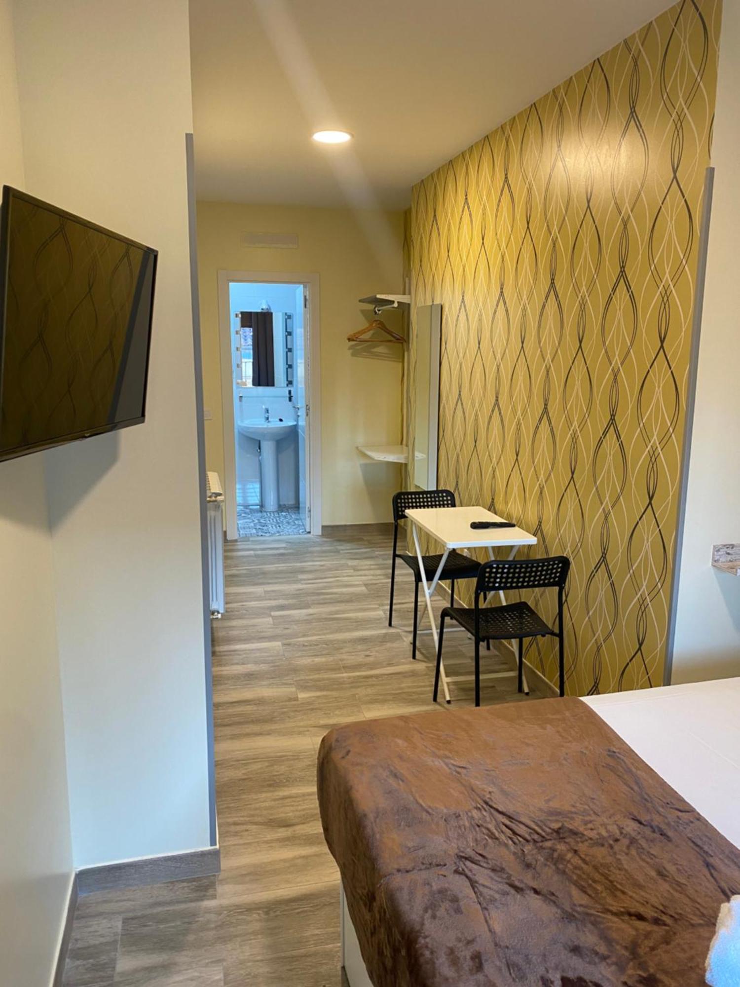Hostal Oliver Madrid Eksteriør bilde